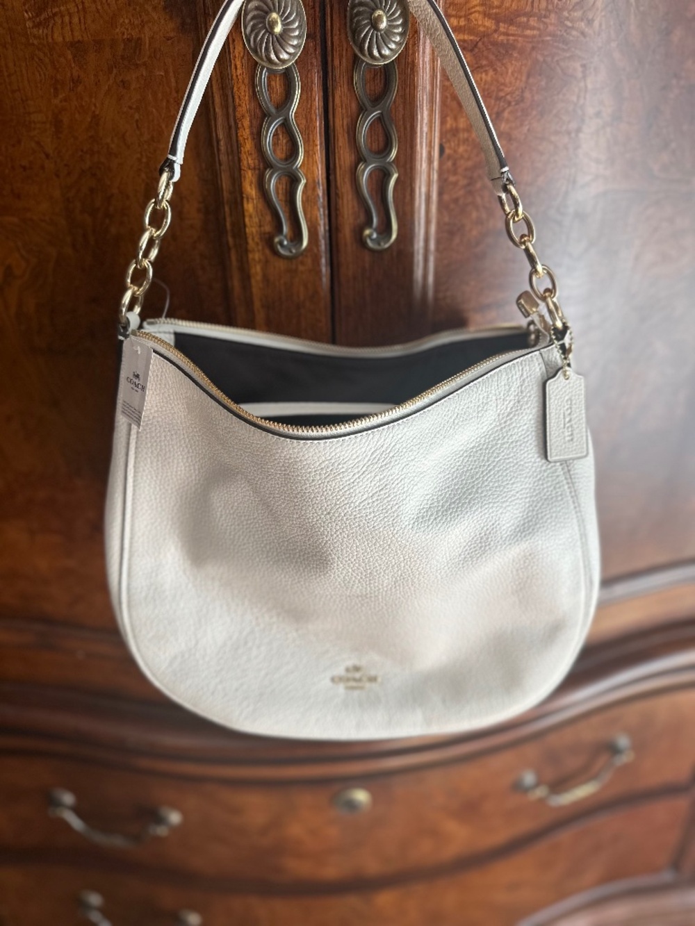 NWT Coach Elle Hobo F31399 Pebble Leather Chalk Gold Shoulder Crossbody Bag